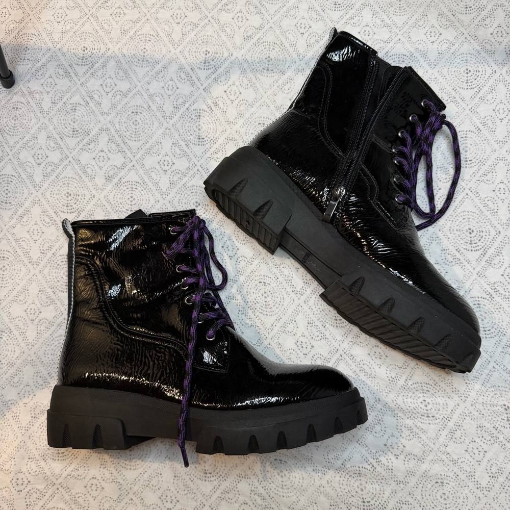 Franco Sarto Black Patent Leather Combat Boots Womens Size 8